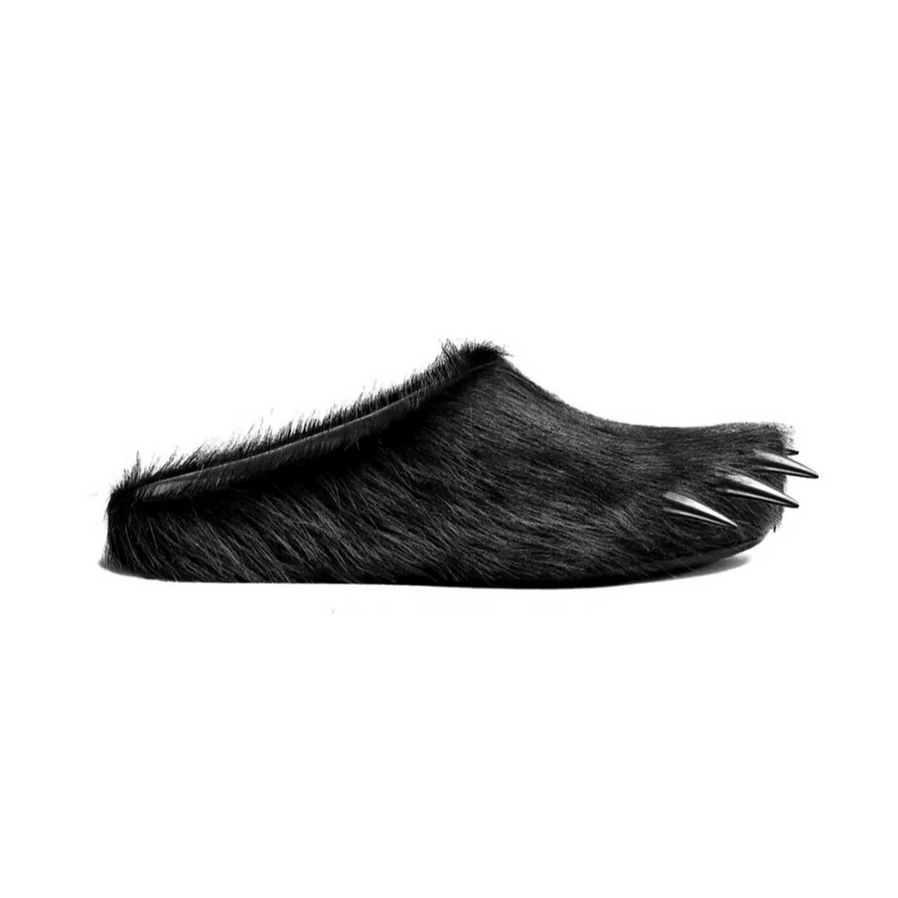 Bravest Studios | Bear Claw Mule - Black