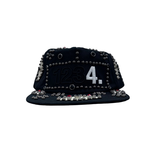 MONUMENTAL HAT