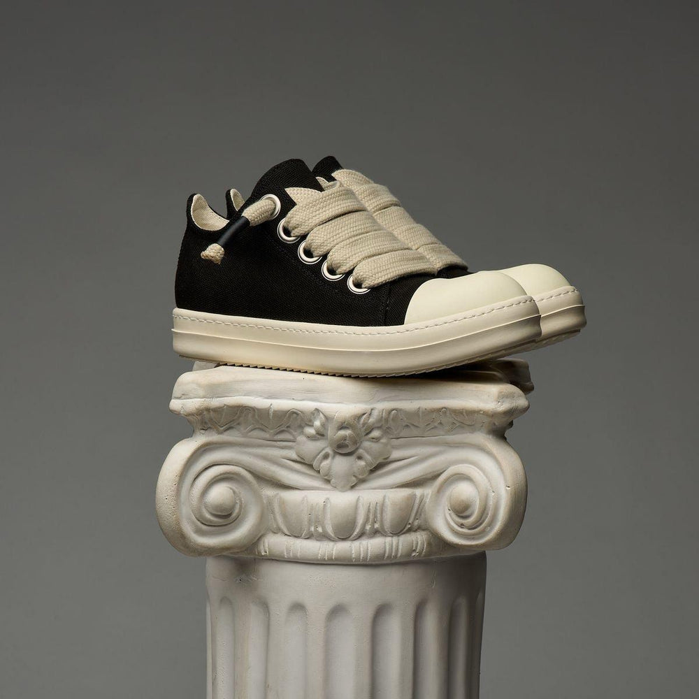 Salm 28 - Galaxy Shoes - Black