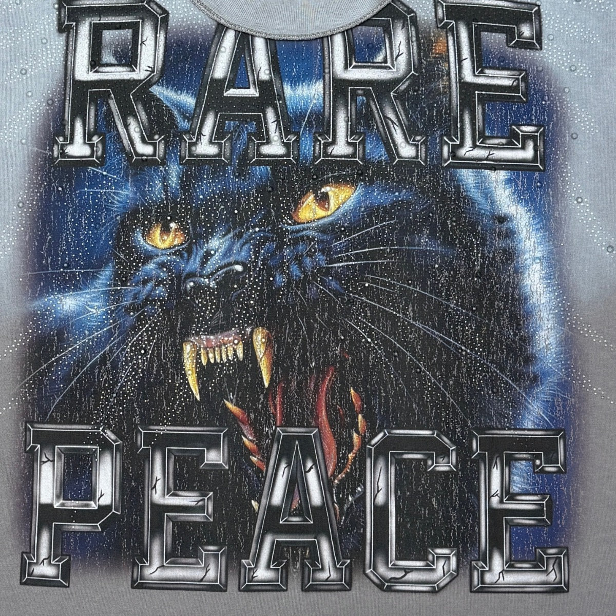 Rare Peace | Black Panther Cropped Tee - Grey