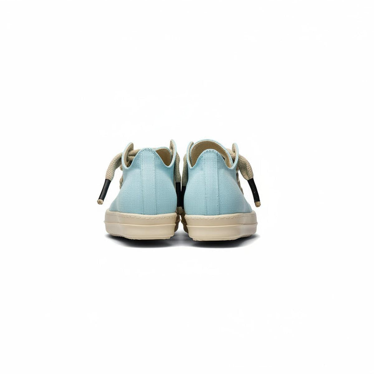 Salm 28 | Powder Shoe - Powder Blue