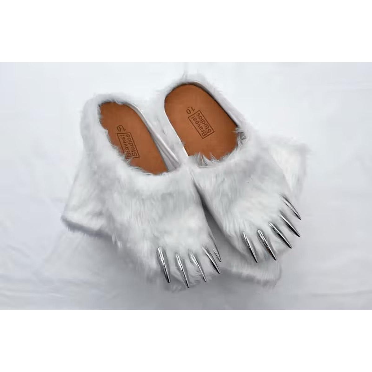 Bravest Studios | Bear Claw Mule - White