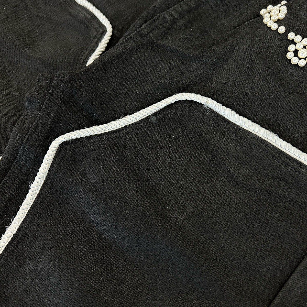 almost-someday-belfort-pearl-wax-jeans-black-6-rings-clothing