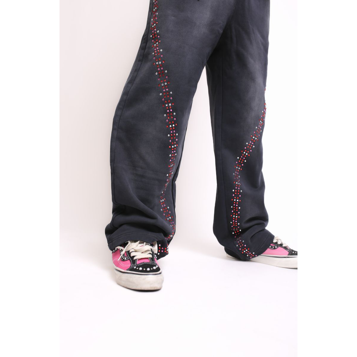 elements-of-art-cluster-sweatpants-black-6-rings-clothing