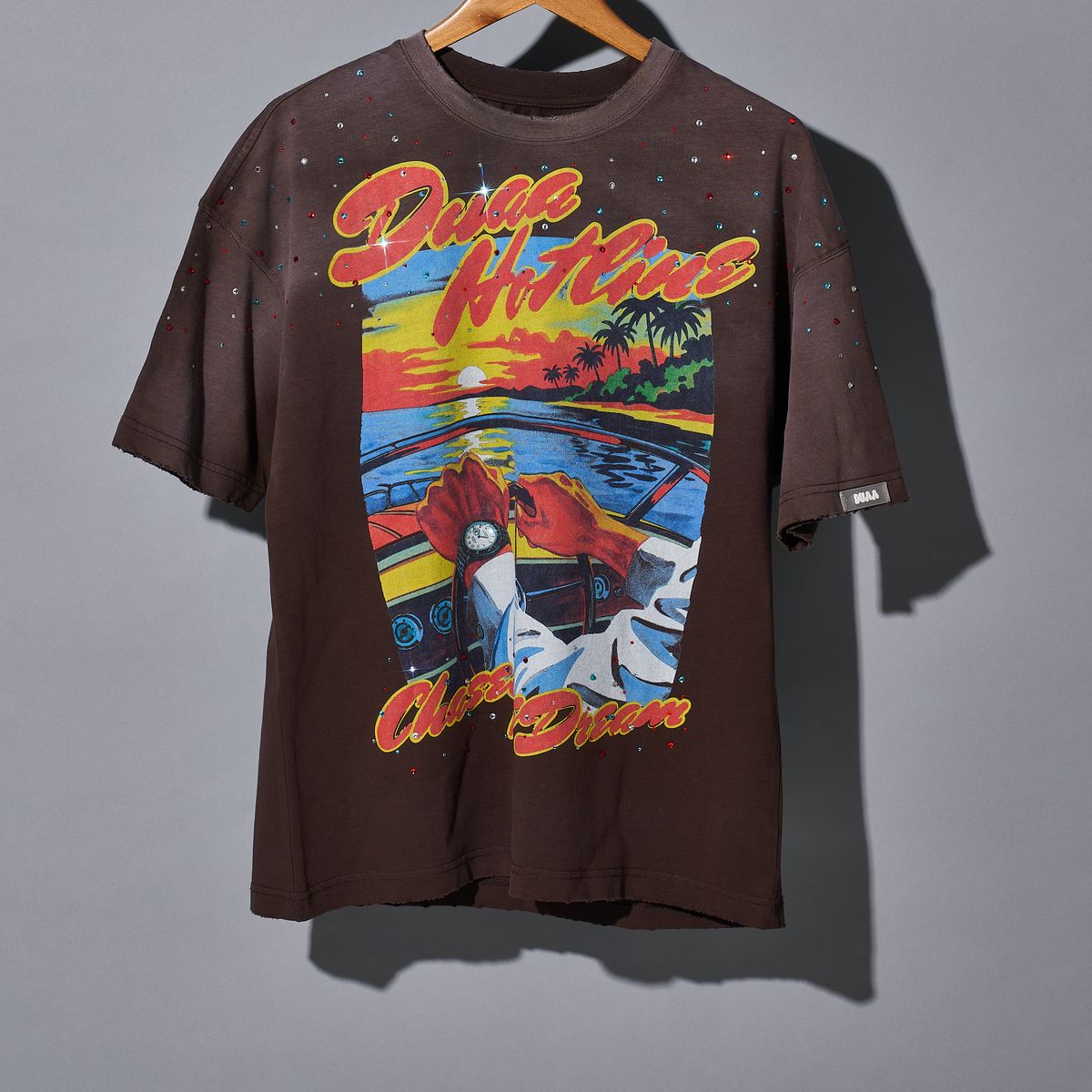 duaa-wrist-game-rhinestone-tee-brown-6-rings-clothing