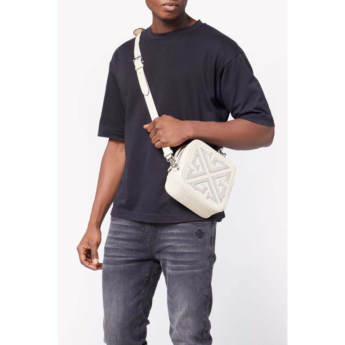 guapi-ghost-white-messenger-bag-6-rings-clothing