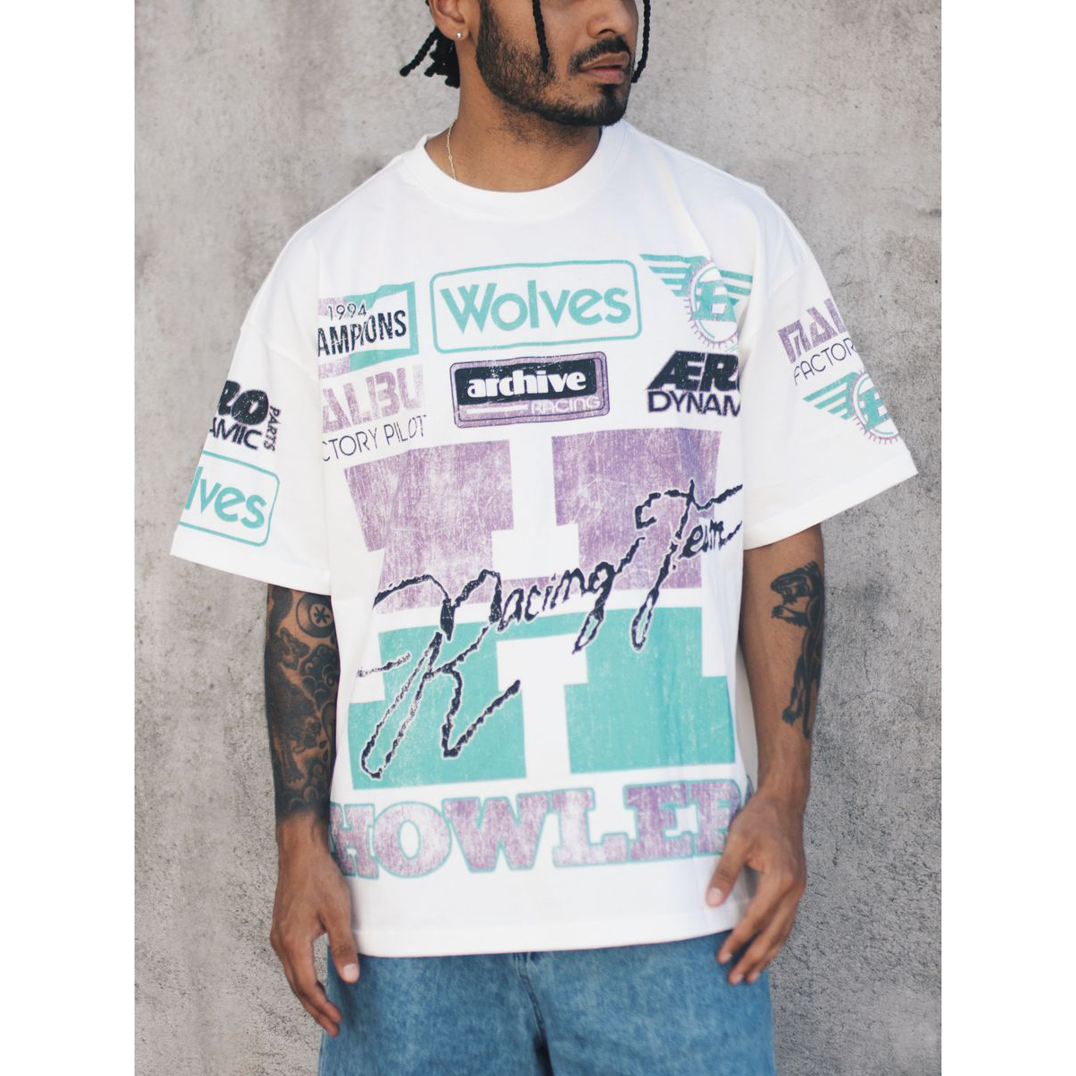 howlers-club-h-racing-team-white-purple-teal-6-rings-clothing