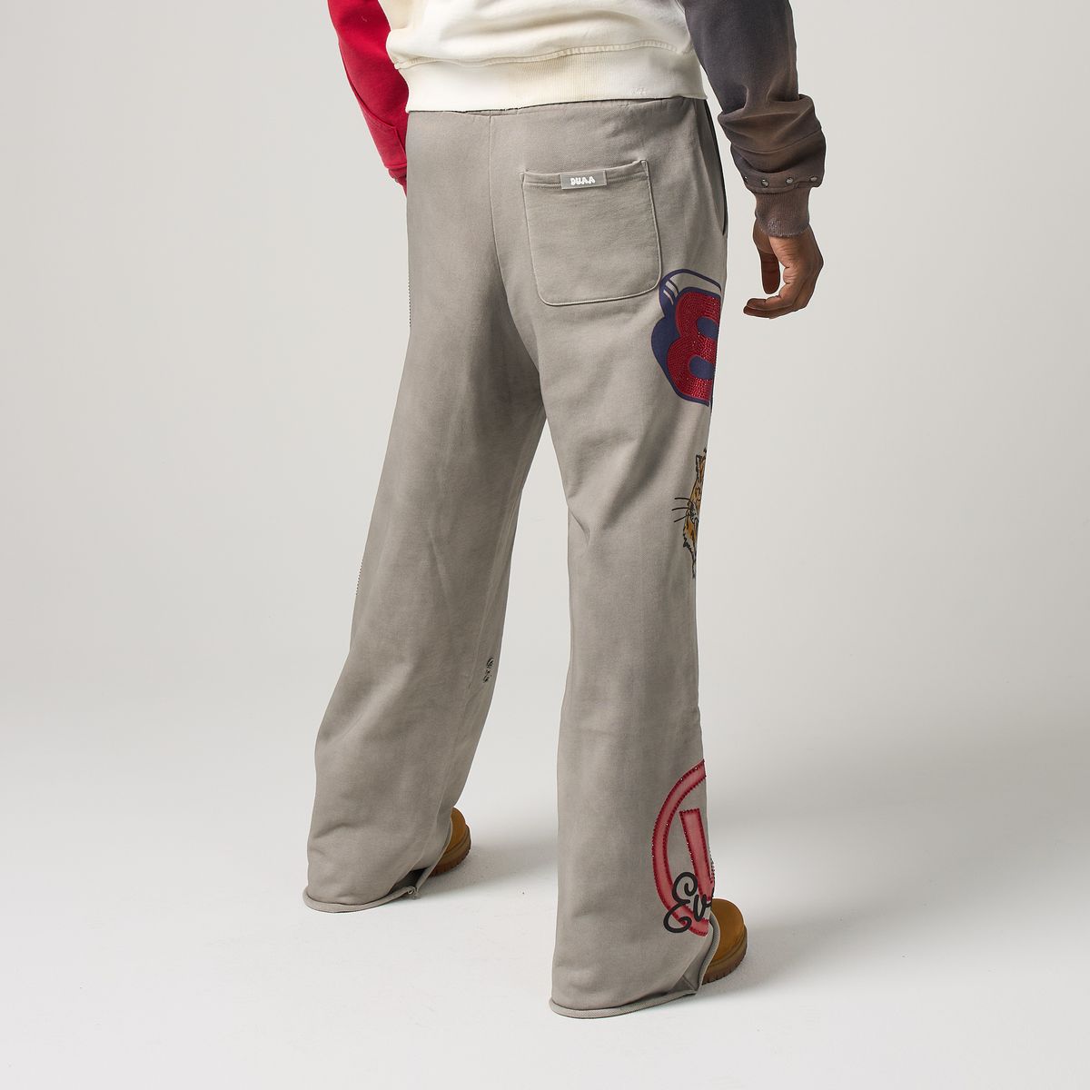 duaa-la-jolla-sweat-pants-6-rings-clothing