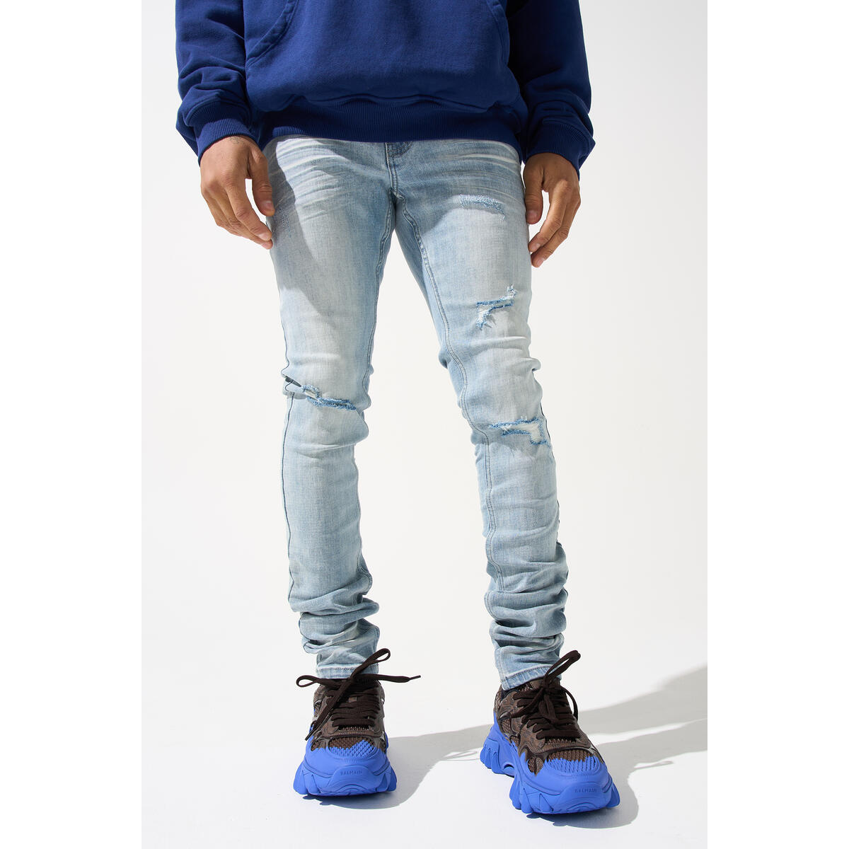 serenede-potala-palace-light-wash-jeans-6-rings-clothing