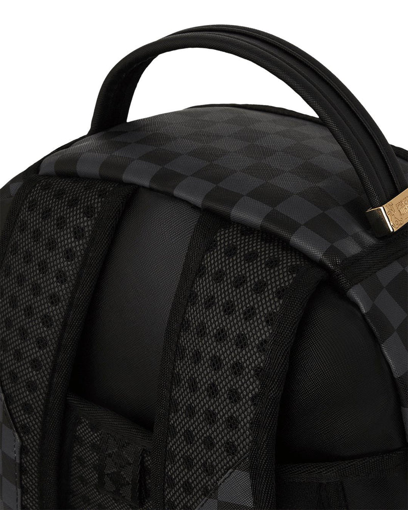 sprayground-checkered-fiber-optic-shark-backpack-6-rings-clothing