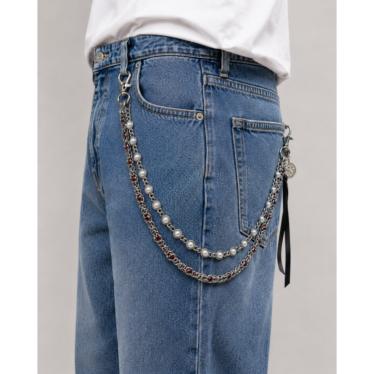 Wallet Chain | The Royal Red