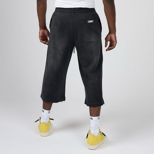 Duaa | Abyss Capri Shorts - Black Wash