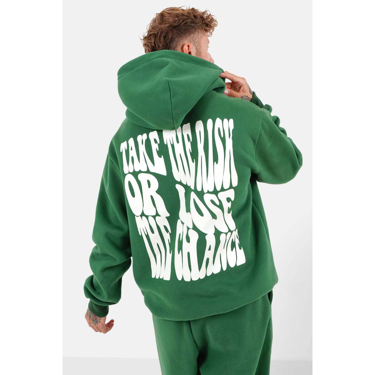 sixth-june-paris-take-the-risk-hoodie-green-6-rings-clothing