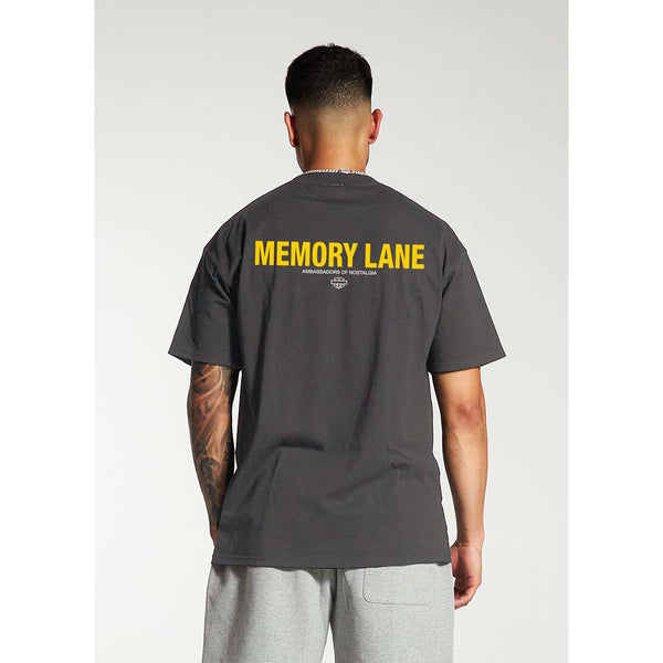 memory-lane-street-sign-tee-vintage-black-6-rings-clothing