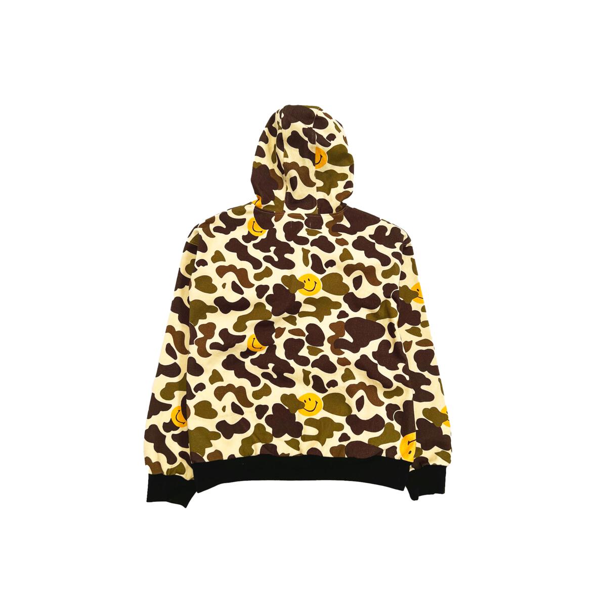 market-smiley-camo-zip-jacket-6-rings-clothing